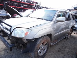 2004 Toyota 4Runner Limited Gold 4.7L AT 4WD #Z24614